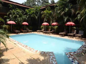Oyo Rooms Candolim Fort Aguada Road Exterior photo