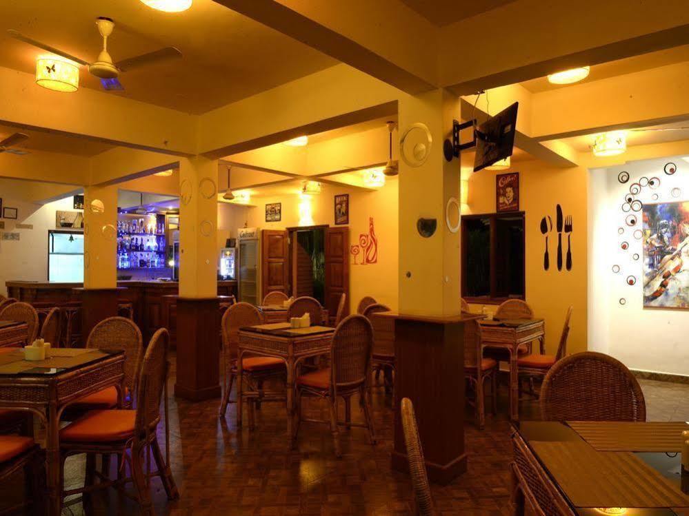 Oyo Rooms Candolim Fort Aguada Road Exterior photo