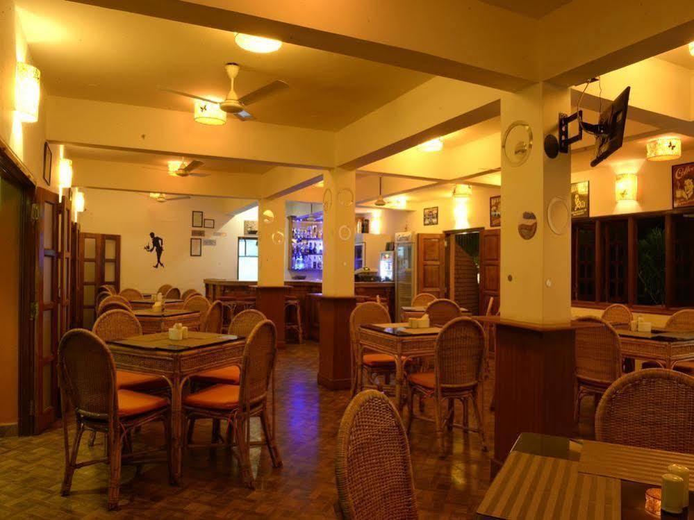 Oyo Rooms Candolim Fort Aguada Road Exterior photo