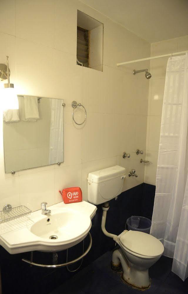 Oyo Rooms Candolim Fort Aguada Road Exterior photo